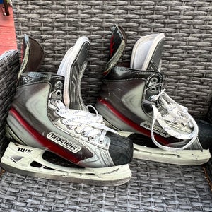 Bauer Vapor X 7.0 Hockey Skates Pro Stock 7.5 (Used)