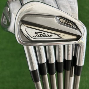 Titleist T100 Forged Iron Set 4-P / SteelFiber i80 Stiff Graphite
