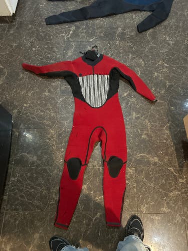 XCEL wetsuit SIZE L