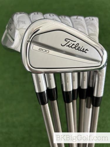 Titleist T200 23 Forged Iron Set 5-48 / SteelFiber i95 Regular Graphite