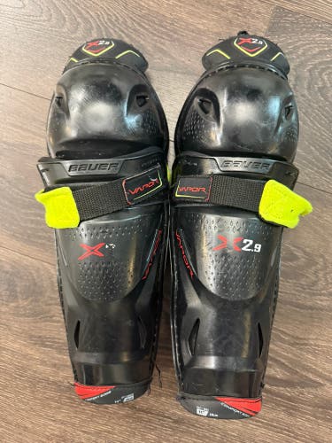 Junior Bauer Vapor X2.9 11" Shin Pads  (Used)