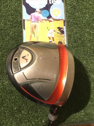 Nike VR Str8-Fit Tour 9.5* Driver Stiff Aldila Voodoo SVR6 Graphite Shaft 45.5