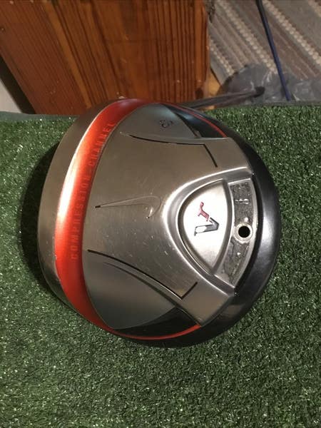 Nike VR Str8-Fit Tour 9.5* Driver Stiff Aldila Voodoo SVR6