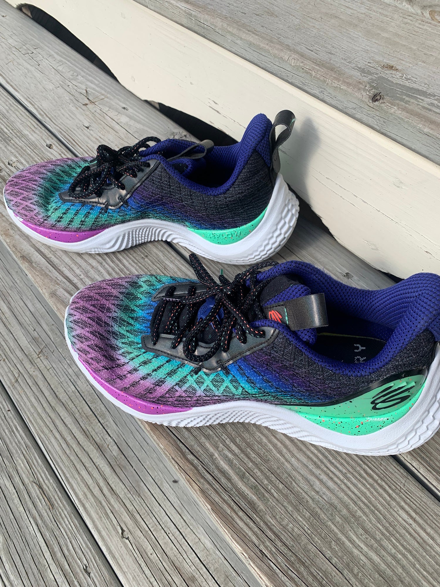 Curry Flow 10 Northern Lights - basketball shoes! | SidelineSwap