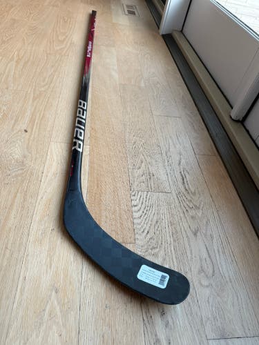 Intermediate Bauer Hyperlite 2 Left Hand Hockey Stick P92 (New)