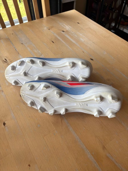 Soccer cleats Size 8.5 Men’s