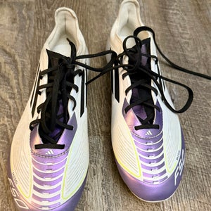 White and Purple Size M 6.5 (W 7.5) Adidas F50 Elite FG Messi Cleats (Used)