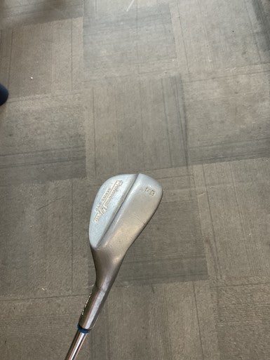 Used PROFESSIONAL OPEN SERIES 690 Golf Wedge Mens RH 64 Degree 11614-S000218591