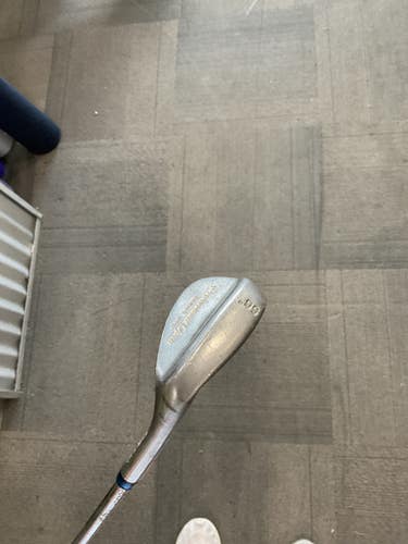 Used PROFESSIONAL OPEN SERIES 690 Golf Wedge Mens RH 56 Degree 11614-S000218589