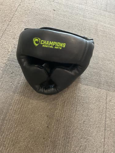 Used Martial Arts Head Gear Black 11614-S000218557