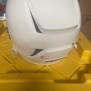 Large Adult Xenith Shadow Helmet (New) Glossy White