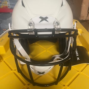 Large Youth Xenith Shadow Helmet (New) Glossy White