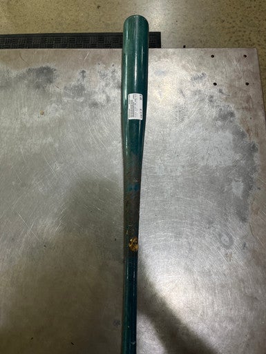 Used Victus V-CUT PRO HARD GLOSS BB/SB Wood Bat 31" 11605-S000204390