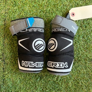 XS Youth Maverik Charger Arm Pads (Used)