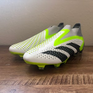 Predator Accuracy+ FG 'Crazyrush Pack' Size 7