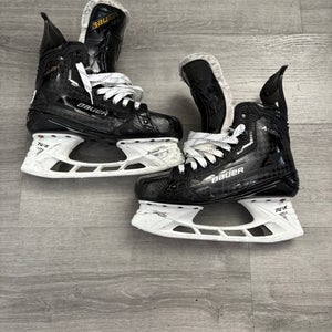 Bauer Supreme Mach Hockey Skates Regular Width Pro Stock Size 6 (Used)