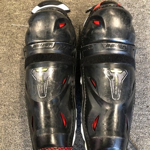 Senior Bauer Vapor Hyperlite Shin Pads 13" (Used)