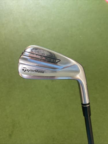 Used RH TaylorMade P790 UDI Forged 2 Iron HZRDUS 85g Graphite Stiff Flex