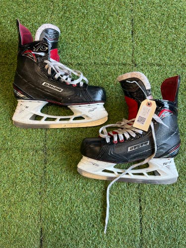 Senior Bauer Vapor X700 Hockey Skates Regular Width 10.0 (Used)