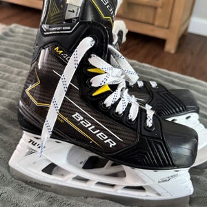 2024 Bauer Supreme M40 Hockey Skates Size 1 (Used)
