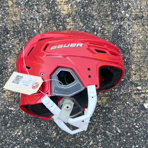 Medium Bauer Re-Akt 155 Helmet (Used)