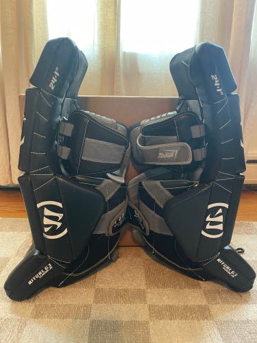 Warrior 24 + 1” goalie pads