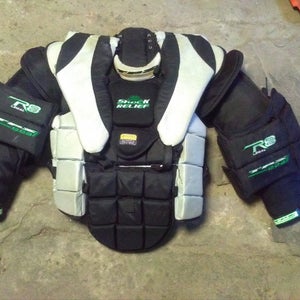 XL TPS R8 Goalie Chest Protector Pro Stock (Used)