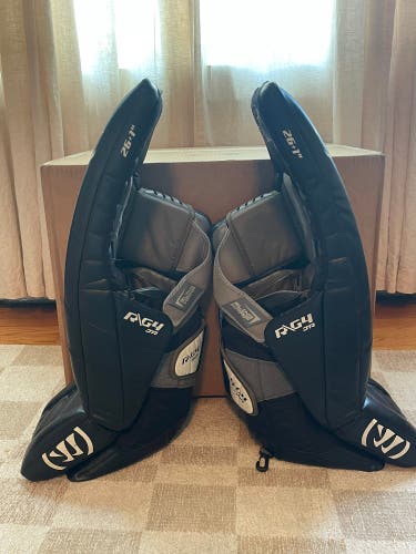 26"  Warrior Ritual G4 Goalie Leg Pads (Used)