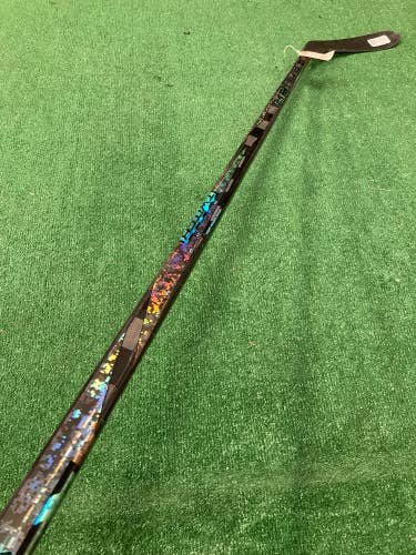 Senior Bauer Twitch Hockey Stick Right Handed P28 (New)