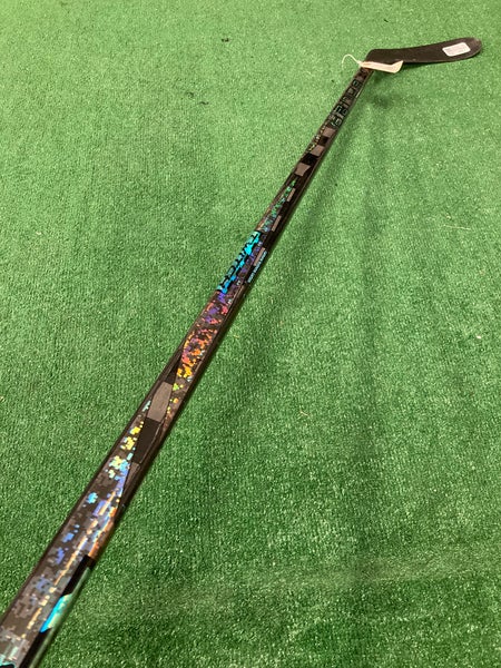 Senior Bauer Twitch Hockey Stick Right Handed P28 (New)