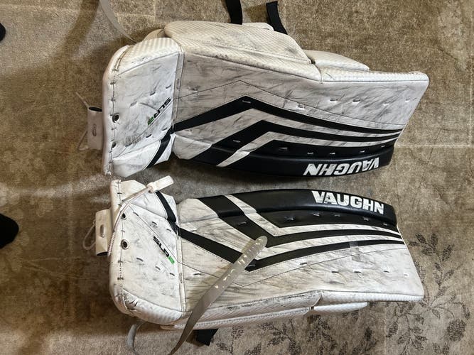 32" Vaughn Ventus SLR2 Pro Goalie Leg Pads (Used)