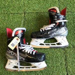 Senior Bauer Vapor X3.7 Hockey Skates Regular Width Size 6.5 (Used)
