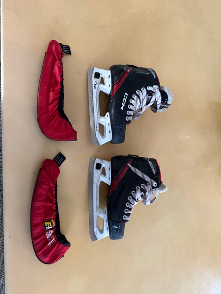 CCM EFLEX 6.5 Hockey Goalie Skates Size 4 (Used)