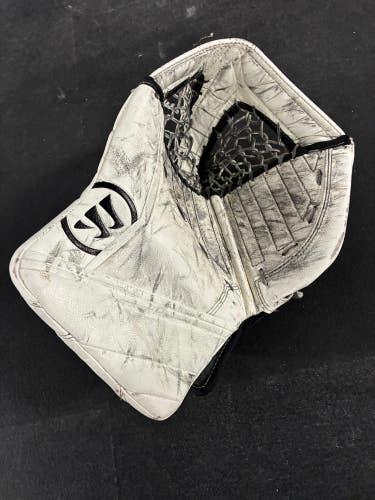 Intermediate Warrior Ritual GT Goalie Gloves & Blockers Regular (Used)