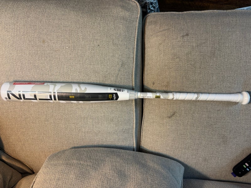 New in Wrapper 2025 Rawlings Icon Composite USSSA Certified Bat (-8)  24 oz 32" (New)