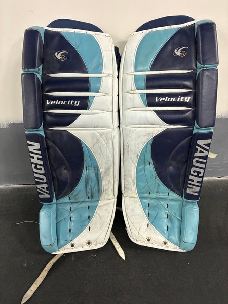 34" Senior Vaughn Velocity V2 Goalie Leg Pads (Used)