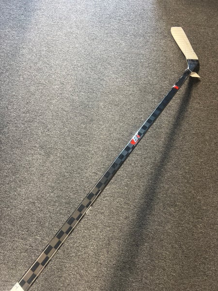 Intermediate BladeTech Black Out Hockey Stick Left Hand P90TM (Used)
