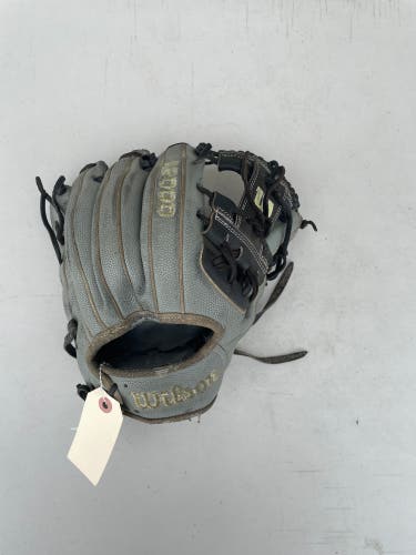 Gray Wilson A2000 RH Infield Baseball Glove 11.5" (Used)