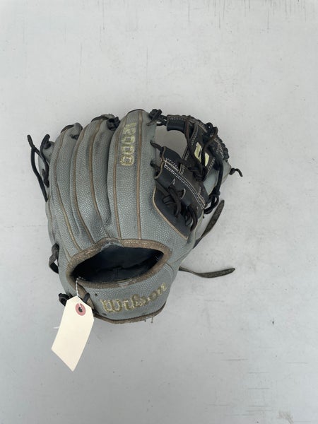 Gray Wilson A2000 RH Infield Baseball Glove 11.5" (Used)