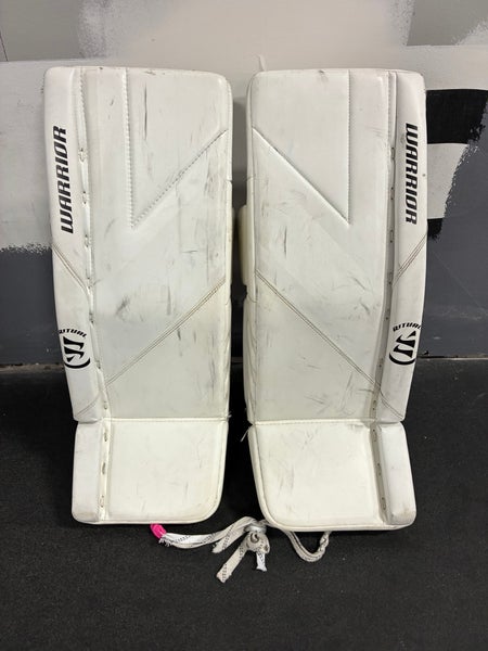 White 26" Junior Warrior Ritual G6 E+ Goalie Leg Pads (Used)
