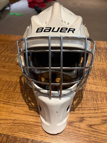 Bauer 930 goalie mask Junior