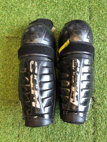 Senior CCM Vector Plus Shin Pads 13" (Used)