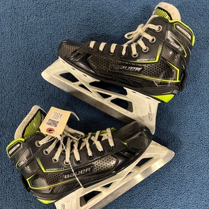 Intermediate Bauer GSX Hockey Goalie Skates | Size 4.5