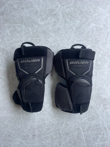 Junior Bauer GSX Goalie Knee Pads - Used