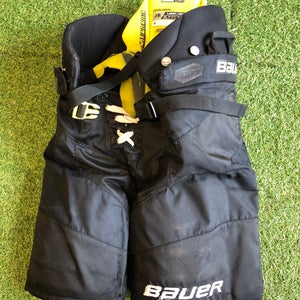 Junior Large Bauer Supreme 3S Pro Hockey Pants (Used)