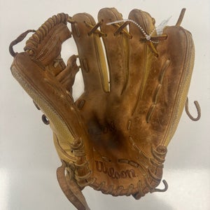 Wilson RH A2000 Baseball Glove 12" (Used)
