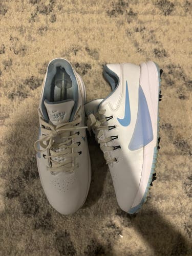 Nike victory pro 4