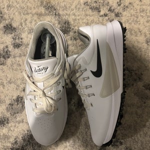 Nike victory pro 4
