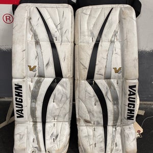 White 24" Youth Vaughn Velocity V6 Goalie Leg Pads (Used)
