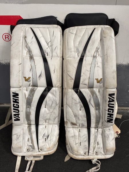 White 24" Youth Vaughn Velocity V6 Goalie Leg Pads (Used)